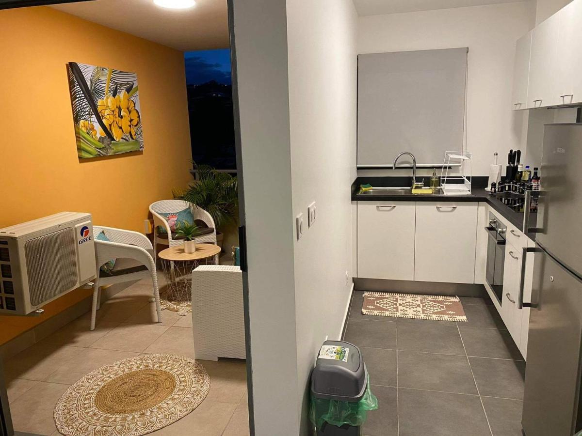 Tehautahi Cozy Lodge 2 パペーテ エクステリア 写真