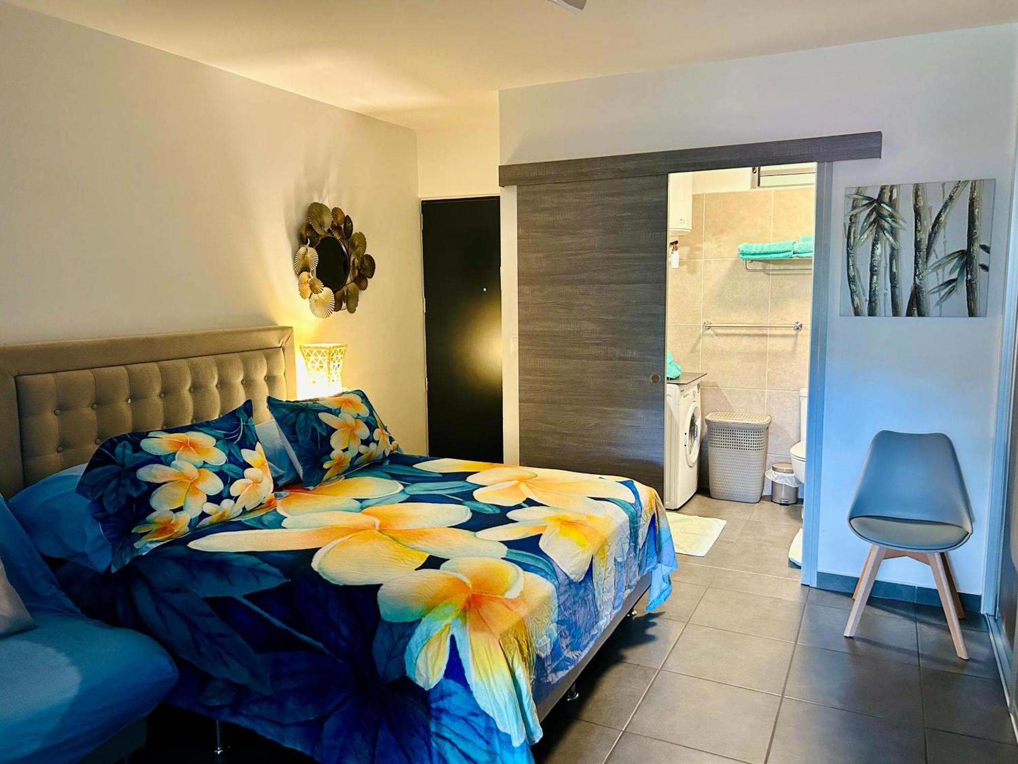 Tehautahi Cozy Lodge 2 パペーテ エクステリア 写真