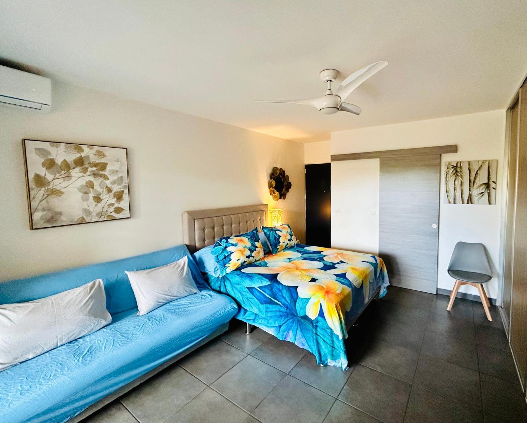 Tehautahi Cozy Lodge 2 パペーテ エクステリア 写真